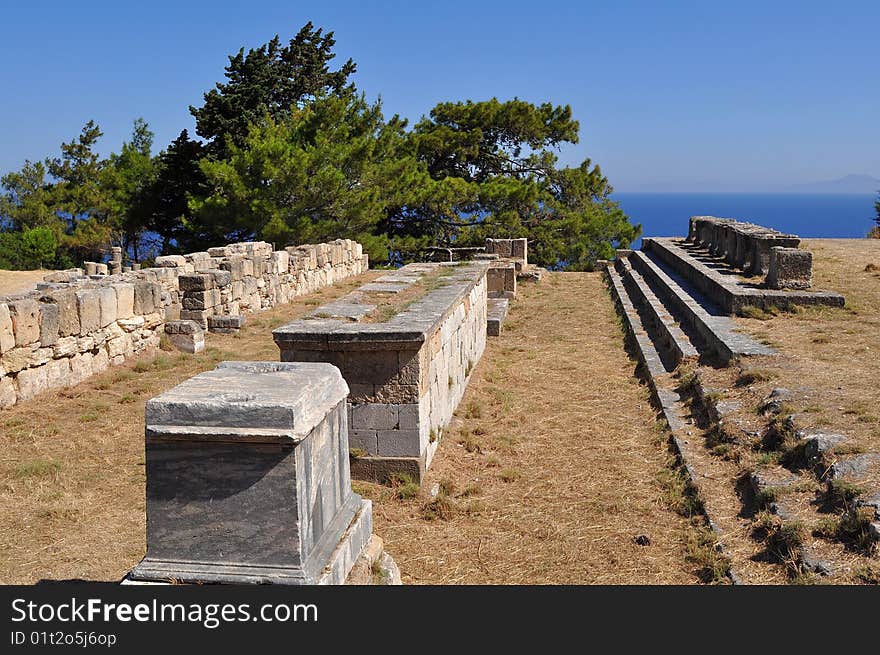 The district of Kameiros stretches along the northwest coast of the island close to Cape Ayios Minas (ancient Mylantion) in the foothills of Mt Akramytis. In prehistoric times the Mylantian gods, who taught mankind milling and kneading, were worshipped here. Mycenaean necropoleis have been excavated at Kalamvarda, west of Kameiros. Finds from the Geometric period (8th c. BC) testify to the existence of a temple dedicated to Athena on the Acropolis. The district of Kameiros stretches along the northwest coast of the island close to Cape Ayios Minas (ancient Mylantion) in the foothills of Mt Akramytis. In prehistoric times the Mylantian gods, who taught mankind milling and kneading, were worshipped here. Mycenaean necropoleis have been excavated at Kalamvarda, west of Kameiros. Finds from the Geometric period (8th c. BC) testify to the existence of a temple dedicated to Athena on the Acropolis.