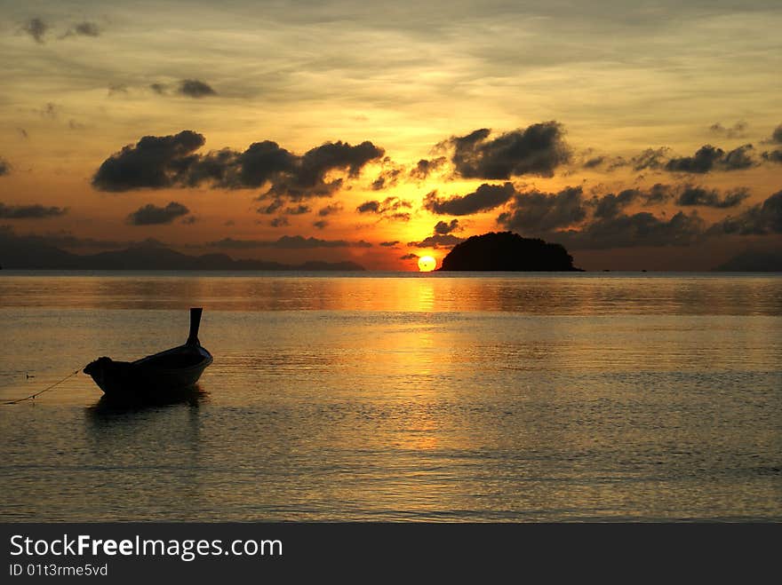 This is the sea in thailand. This is the sea in thailand