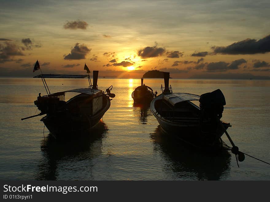 this is the sea in thailand. this is the sea in thailand