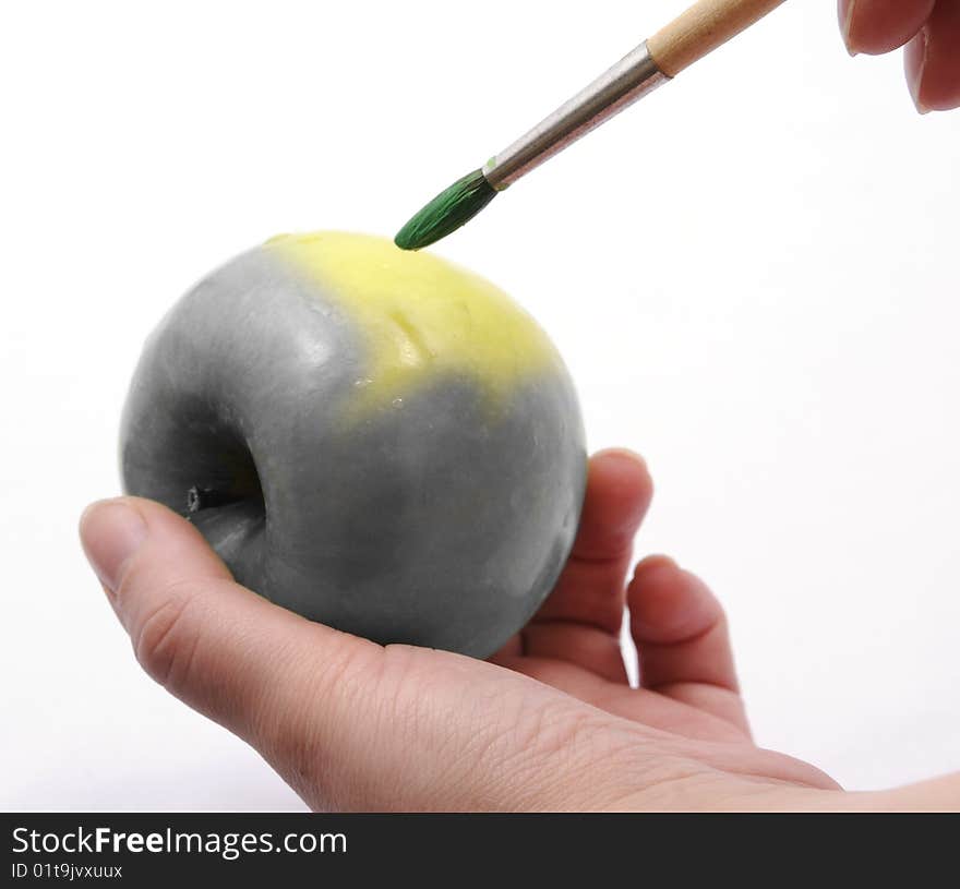 Painting the apple