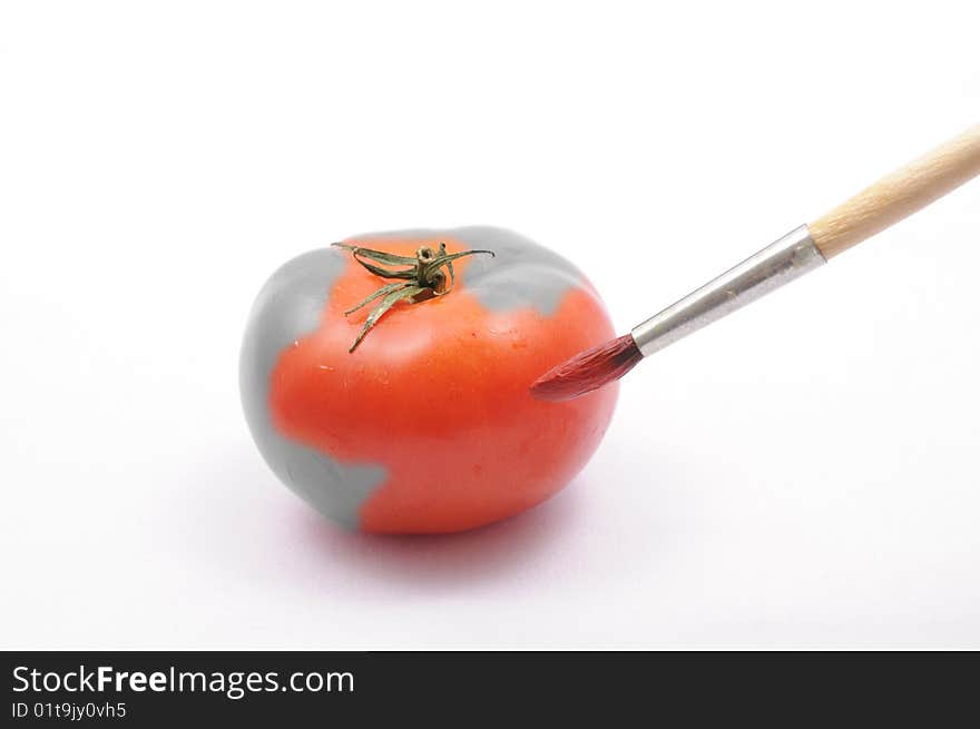 Painting the tomato