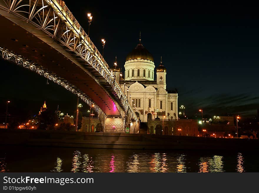 Cathedral of Christ the Saviour-It is photographed at night in Russia