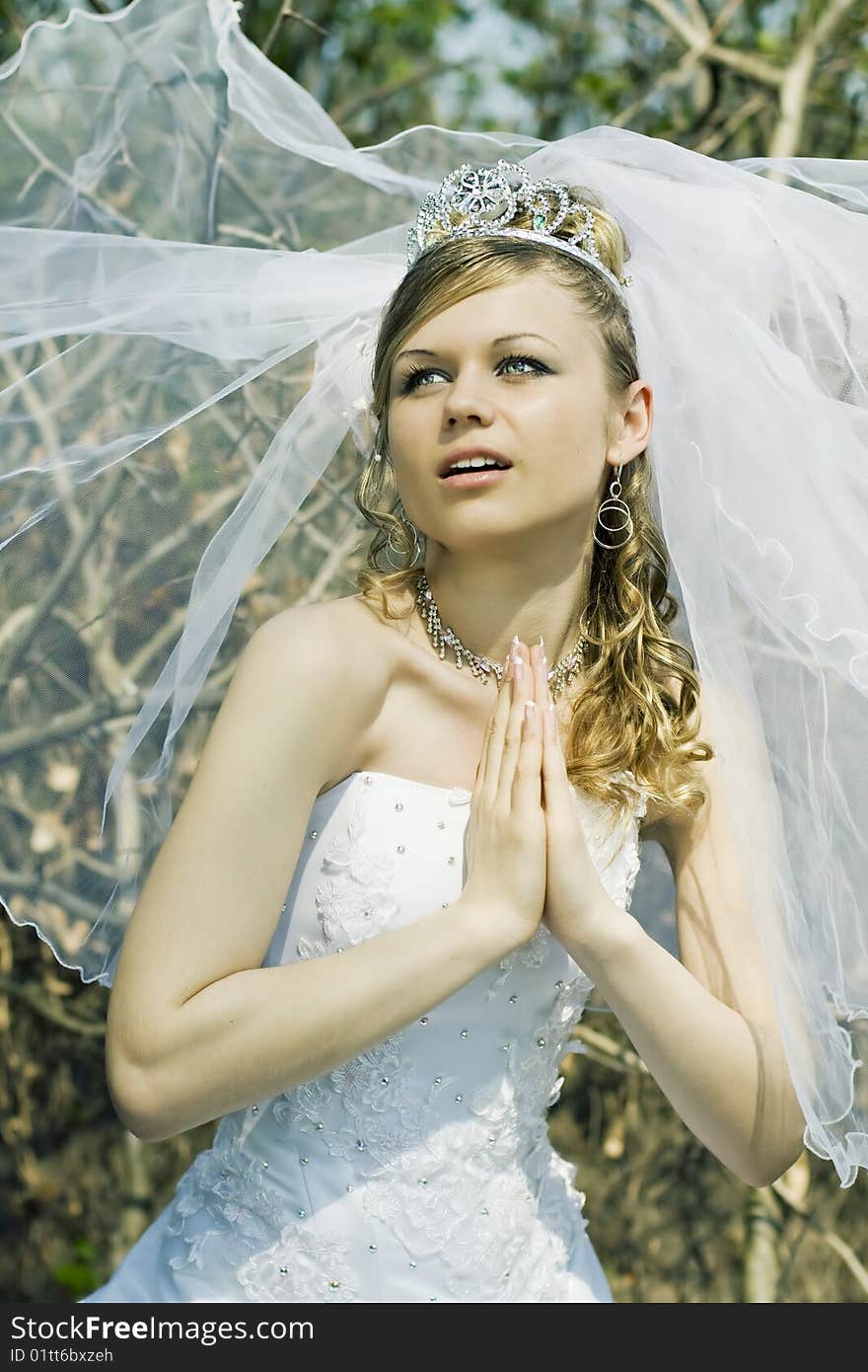 Praying bride