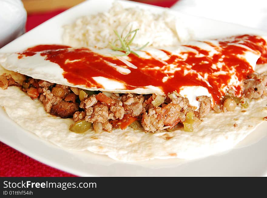 Mexican minced meat tortilla