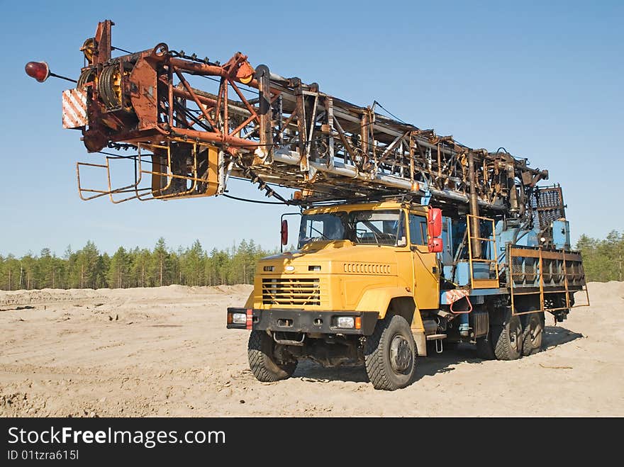 Working transport on the action station