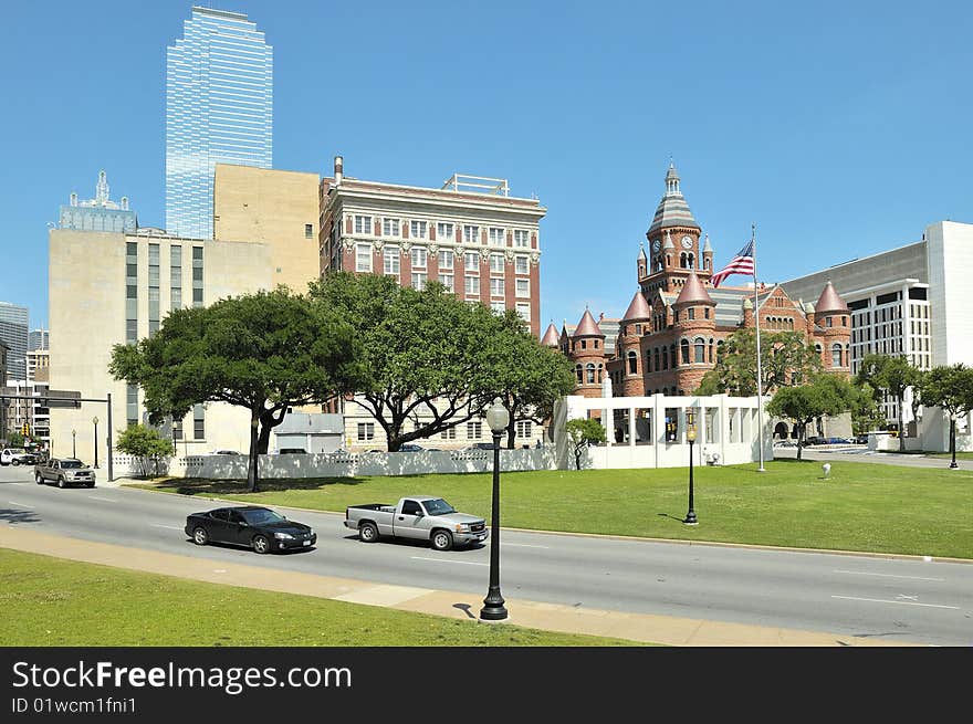 Dealey plaza, Old Red Courthouse