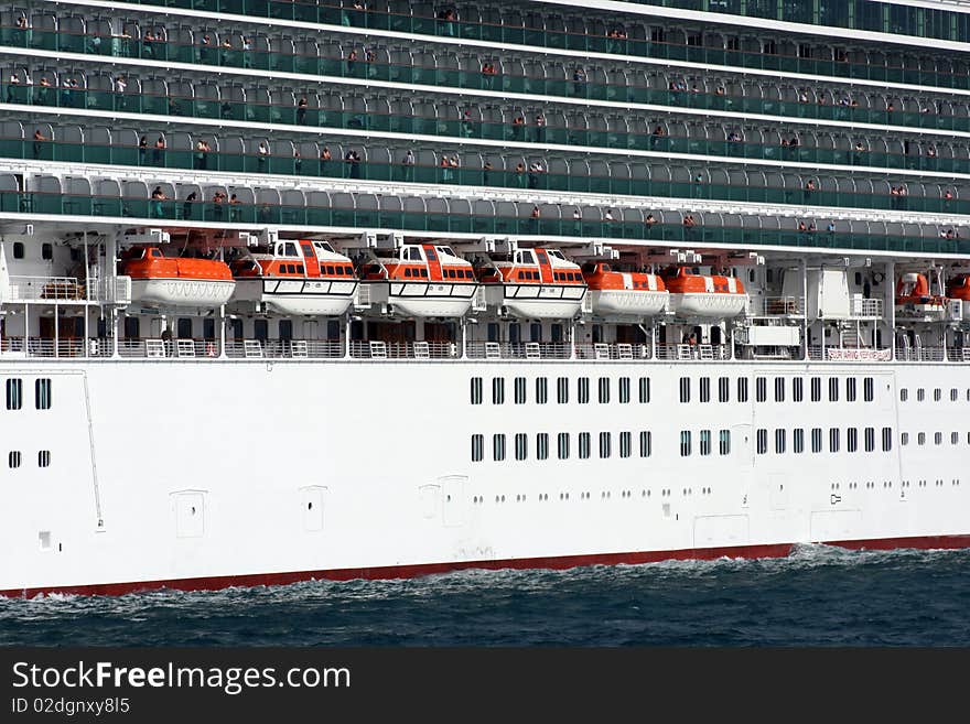 Starboard side and rescue boats of a cruise