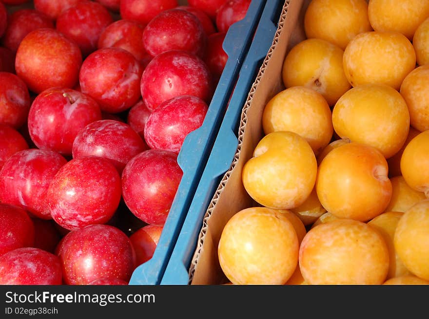 fresh fruit in boxes