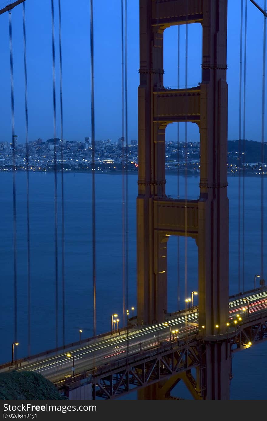 San Francisco Golden Gate Bridge at sunset