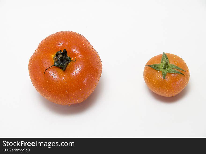 The difference size tomato