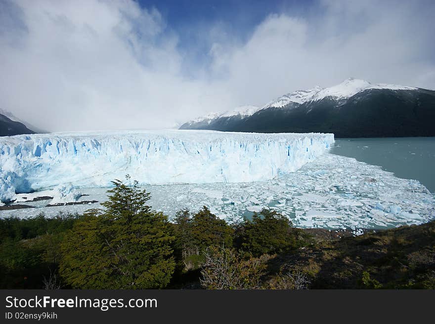 Perito moreno glacier