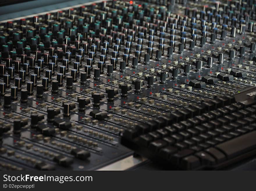 The mixing desk - pattern