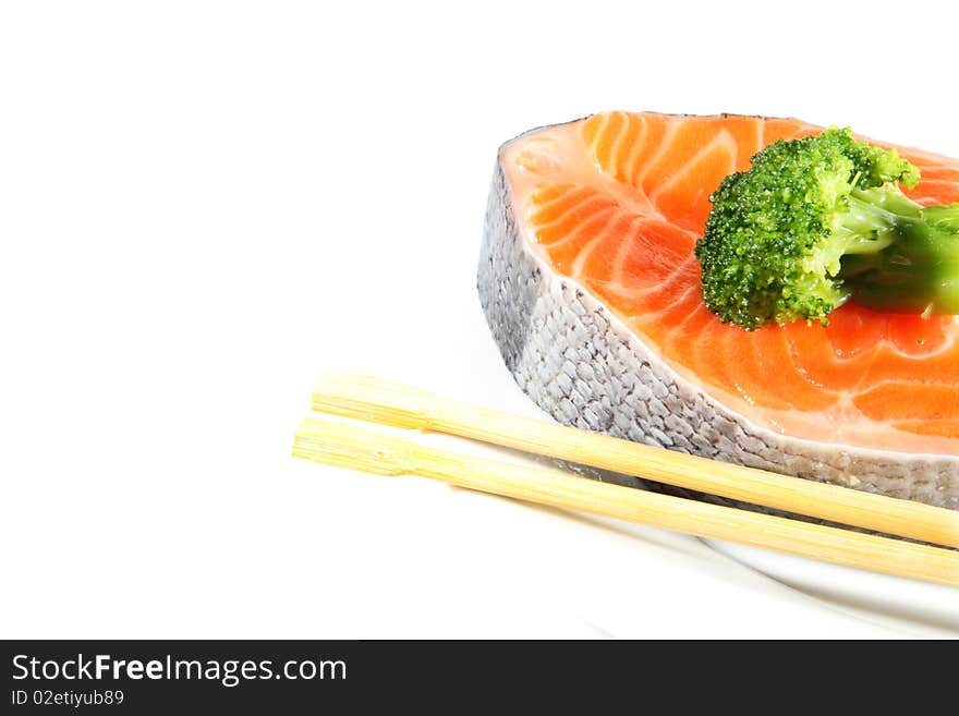 Salmon Slices with Broccoli