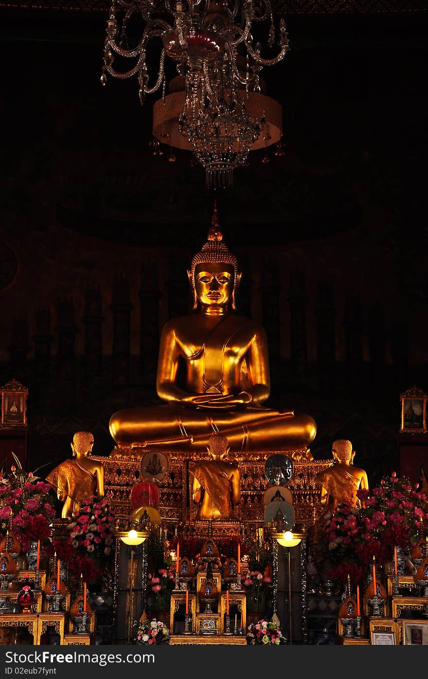 Gold buddha image in thai temple