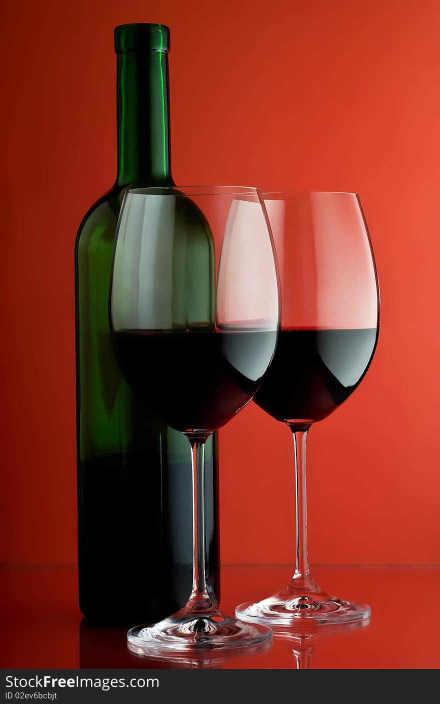 Two wineglass and bottle