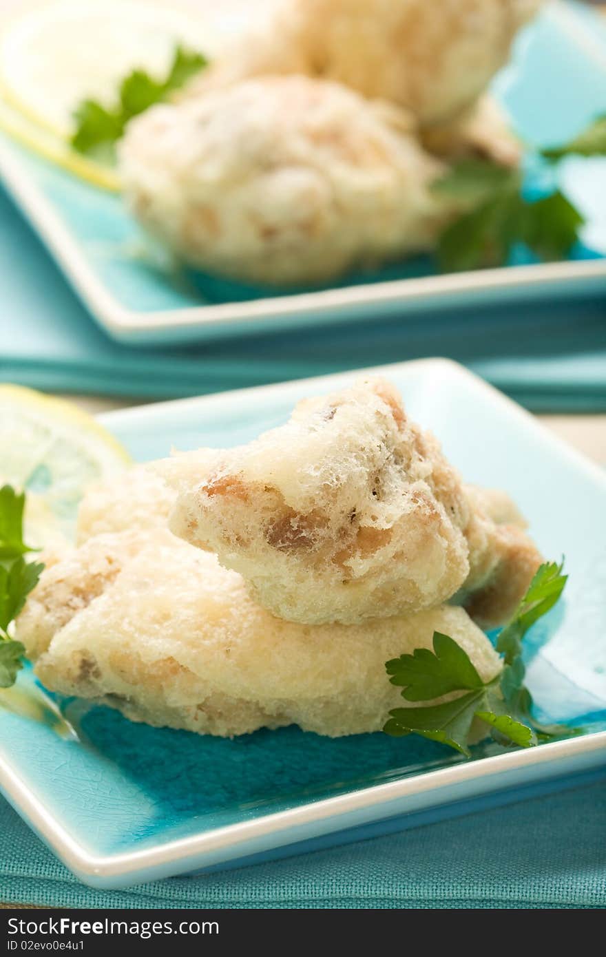 Tempura fried chicken wings