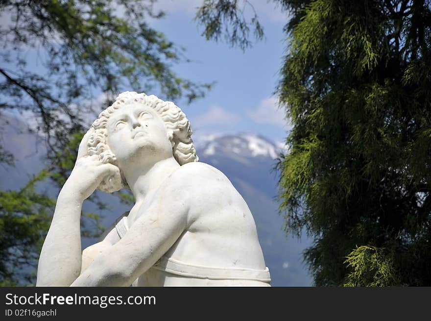 Statue in gardens, Villa Melzi, Lake Como