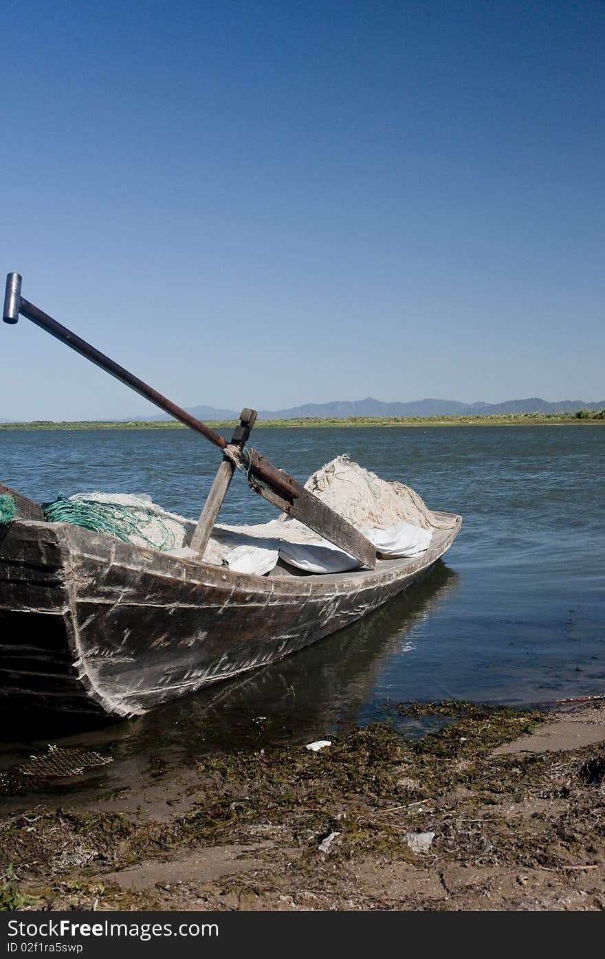 A boat is floating in a lake