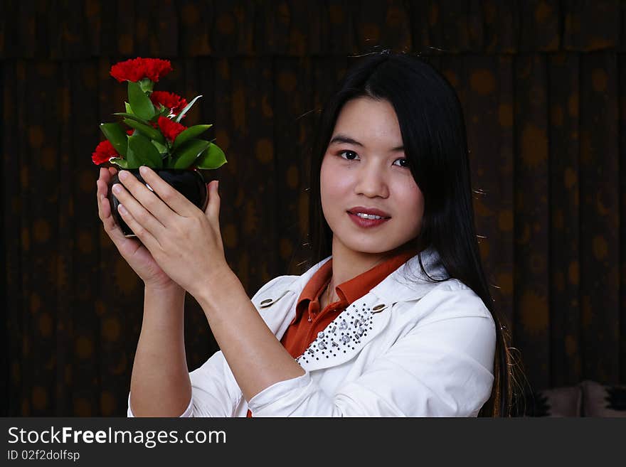 Hands holding flowers