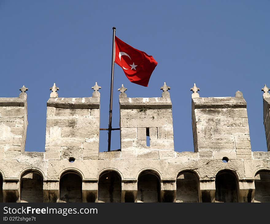 Turkish flag on ramparts