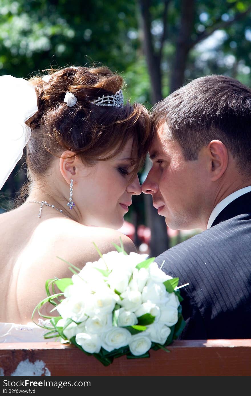 Bride and groom couple outdoor