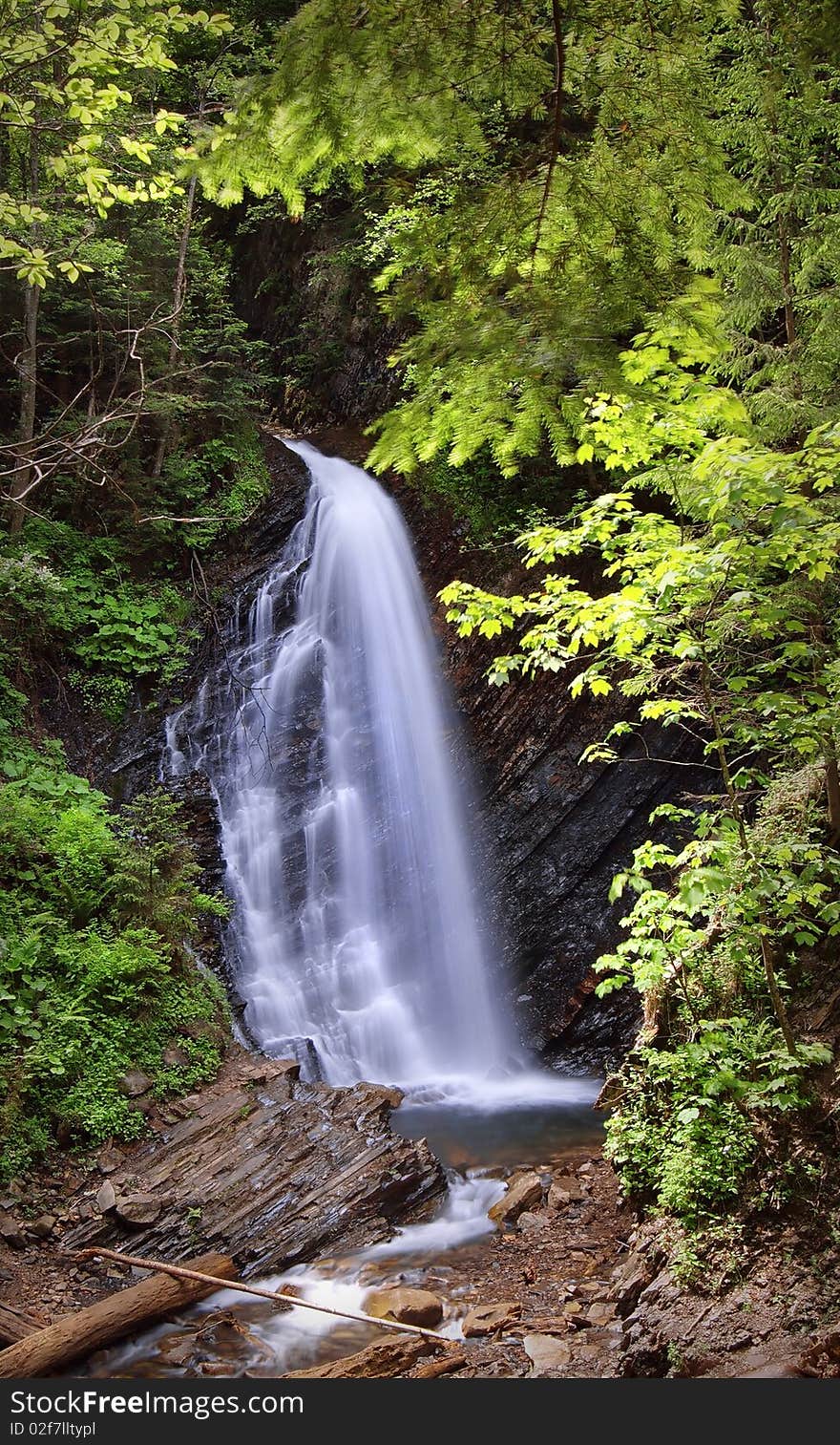 Falls In Mountains