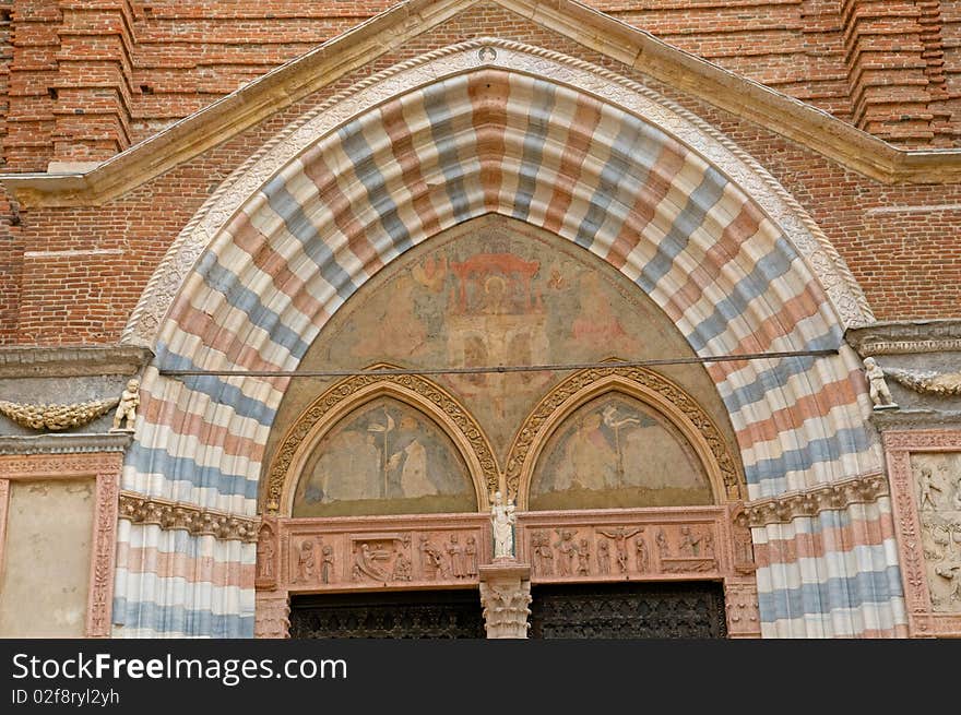 The great church 
of basillica of sant anastasia in 
the city of verona in italy. The great church 
of basillica of sant anastasia in 
the city of verona in italy