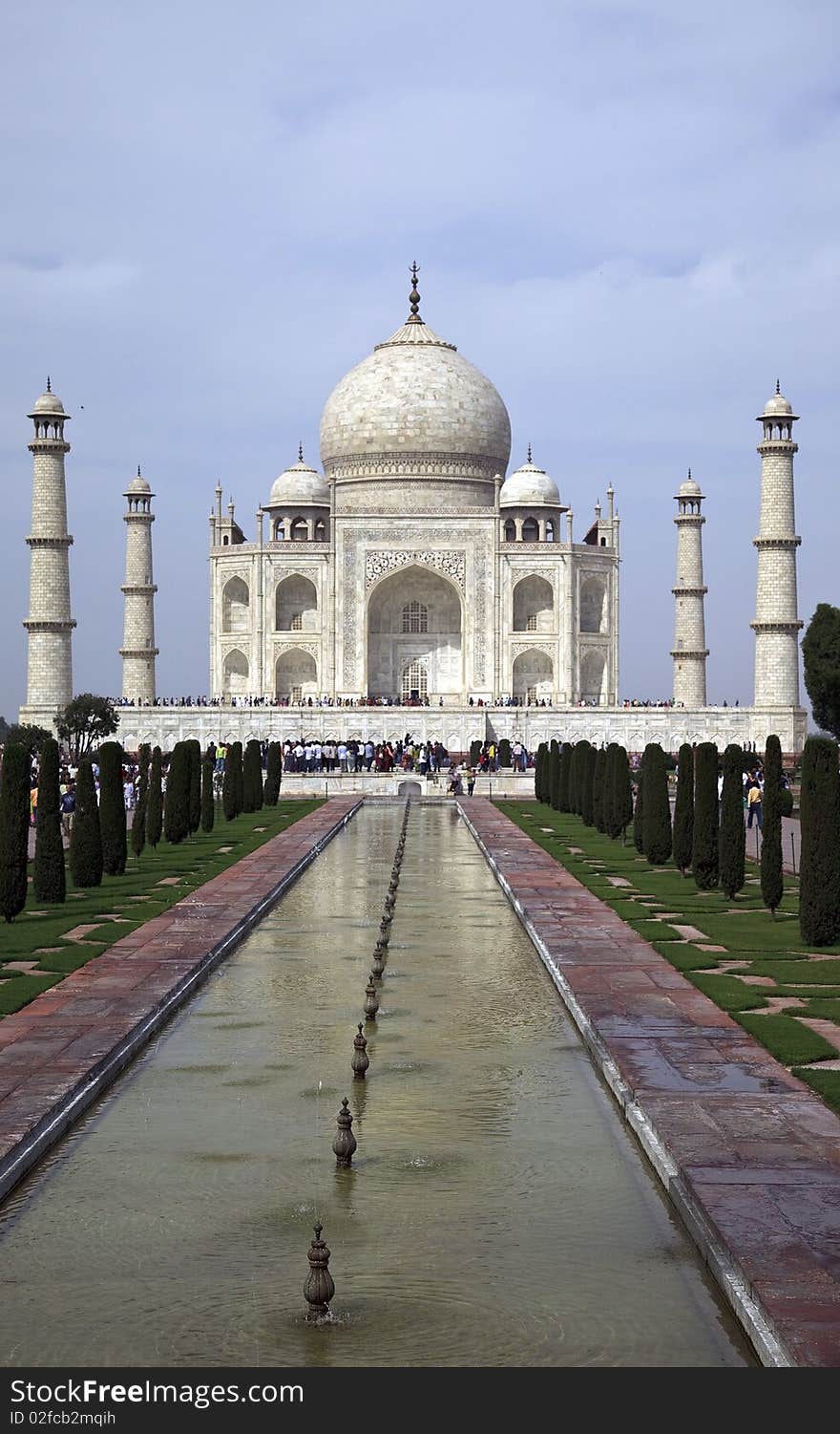 Close-up of the Taj Mahal entrance gate. Location: Agra, India. Built 1632-1653.