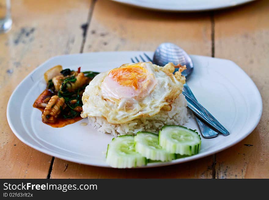 Basil fried rice with Fried egg