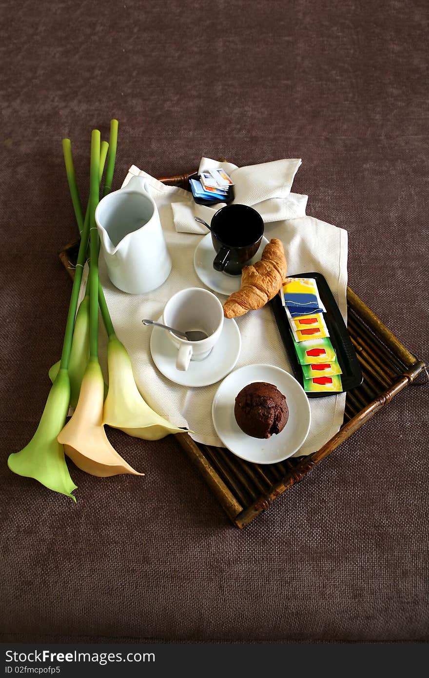 Breakfast cups with a croissant