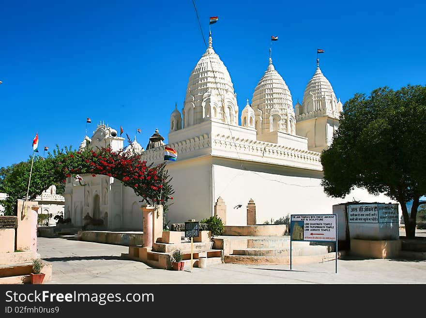 Parsvanath, Adinath, Shanti Nath Temples