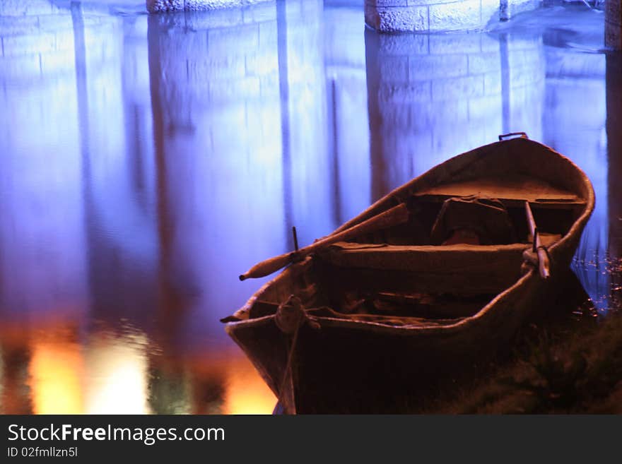 Beyşehir Lakes, one of the symbols of the illuminated image of the bridge. Beyşehir Lakes, one of the symbols of the illuminated image of the bridge