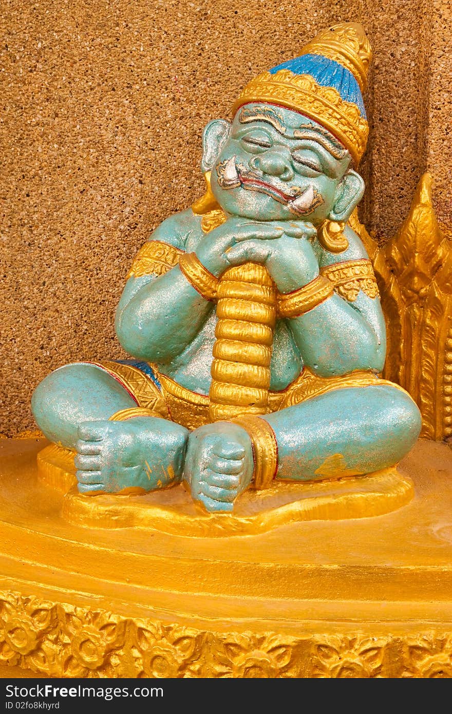 Sleepy Giant In Thai Style Molding Art