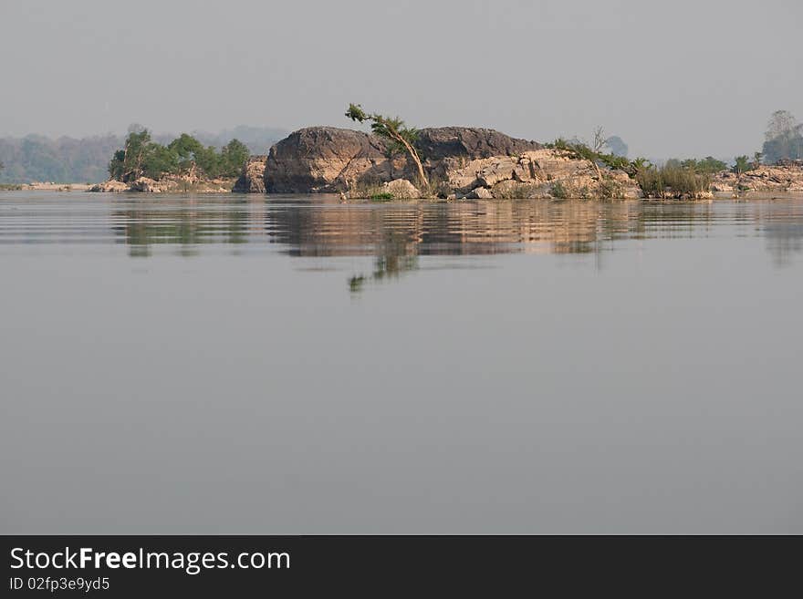 Mekong river, millions of asian people need this water for living