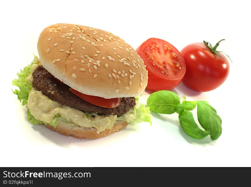 Hamburger with fresh vegetables