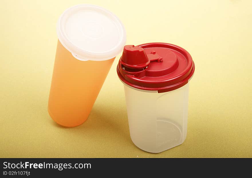 Portable plastic cup