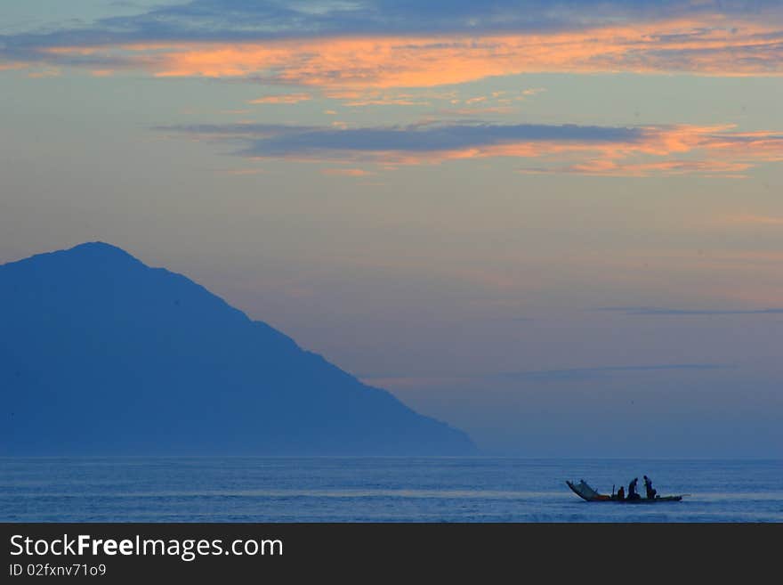 The fishing boat  crossing in the Pacific .