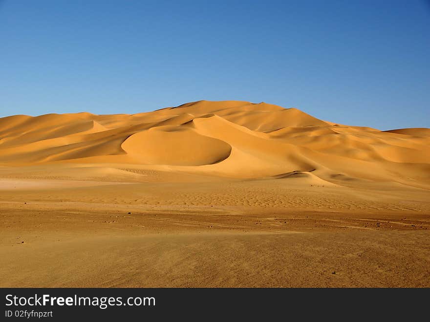 Sand dunes in the desert of Libya, in Africa. Sand dunes in the desert of Libya, in Africa