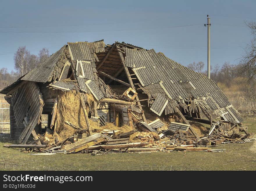 Photo of a ruined country house, in Lithuania.