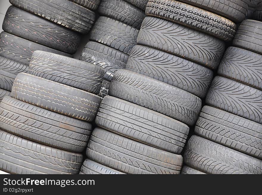 Pile of old used tires