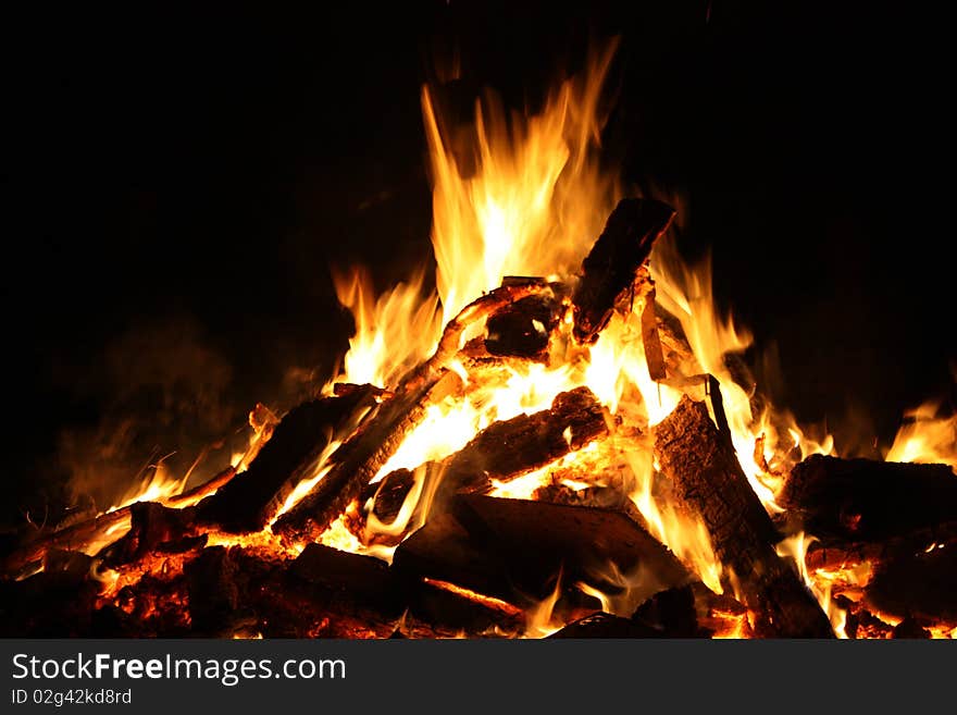 A traditional wooden fire on a camp