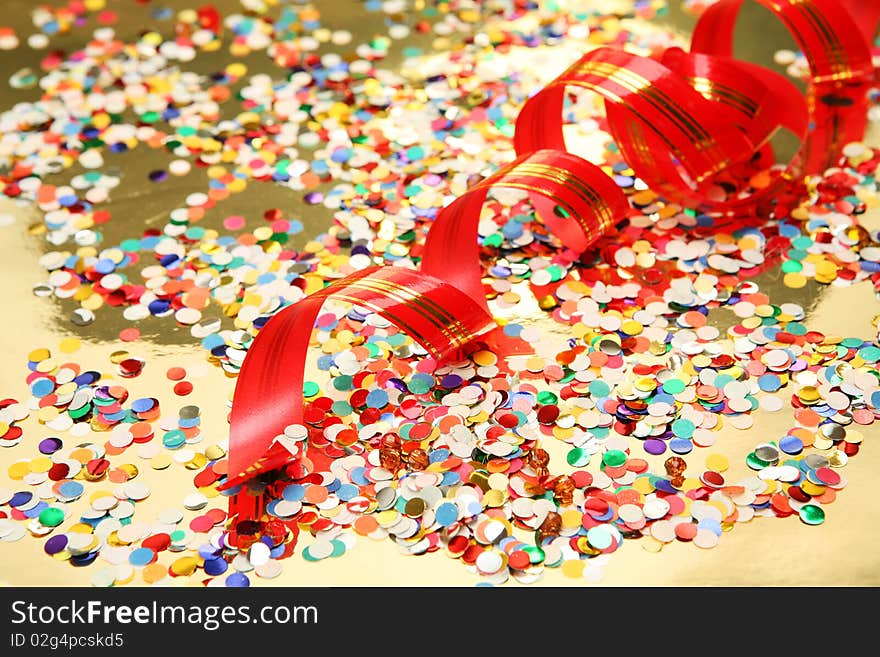 Confetti and streamer