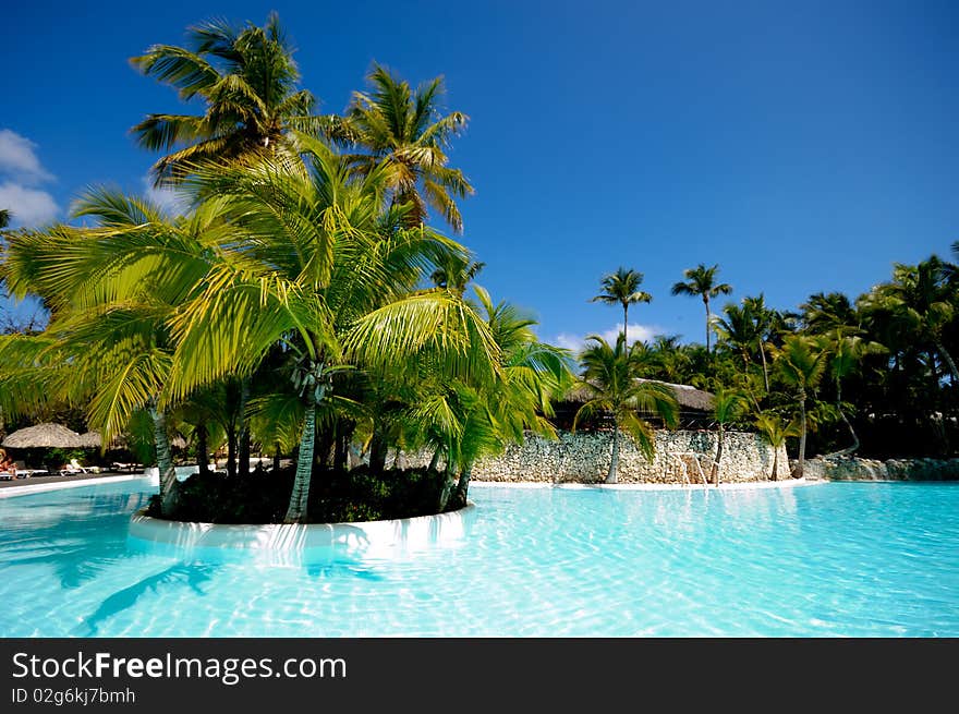 Hotel resort with a very nice swimming pool