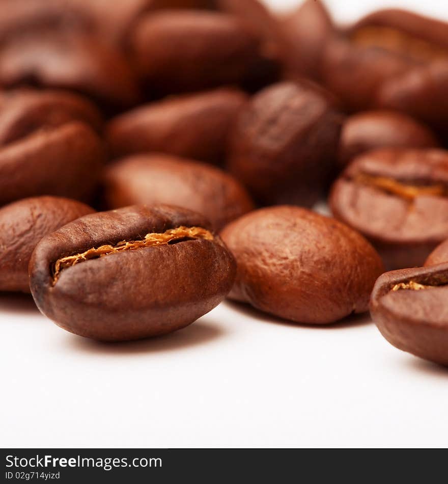 Roasted coffee beans