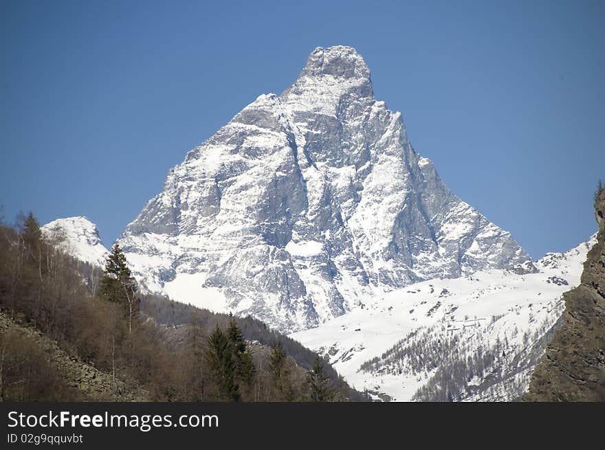 Picture of Mount Cervino in a sunny day