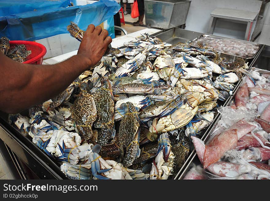 Raw flower crabs