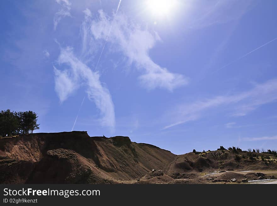 Sun and sky on mountain