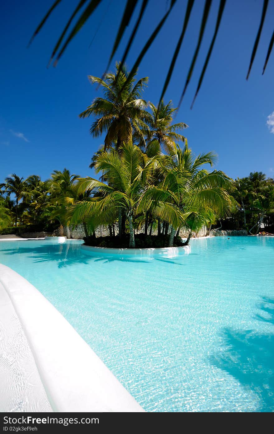 Hotel resort with a very nice swimming pool