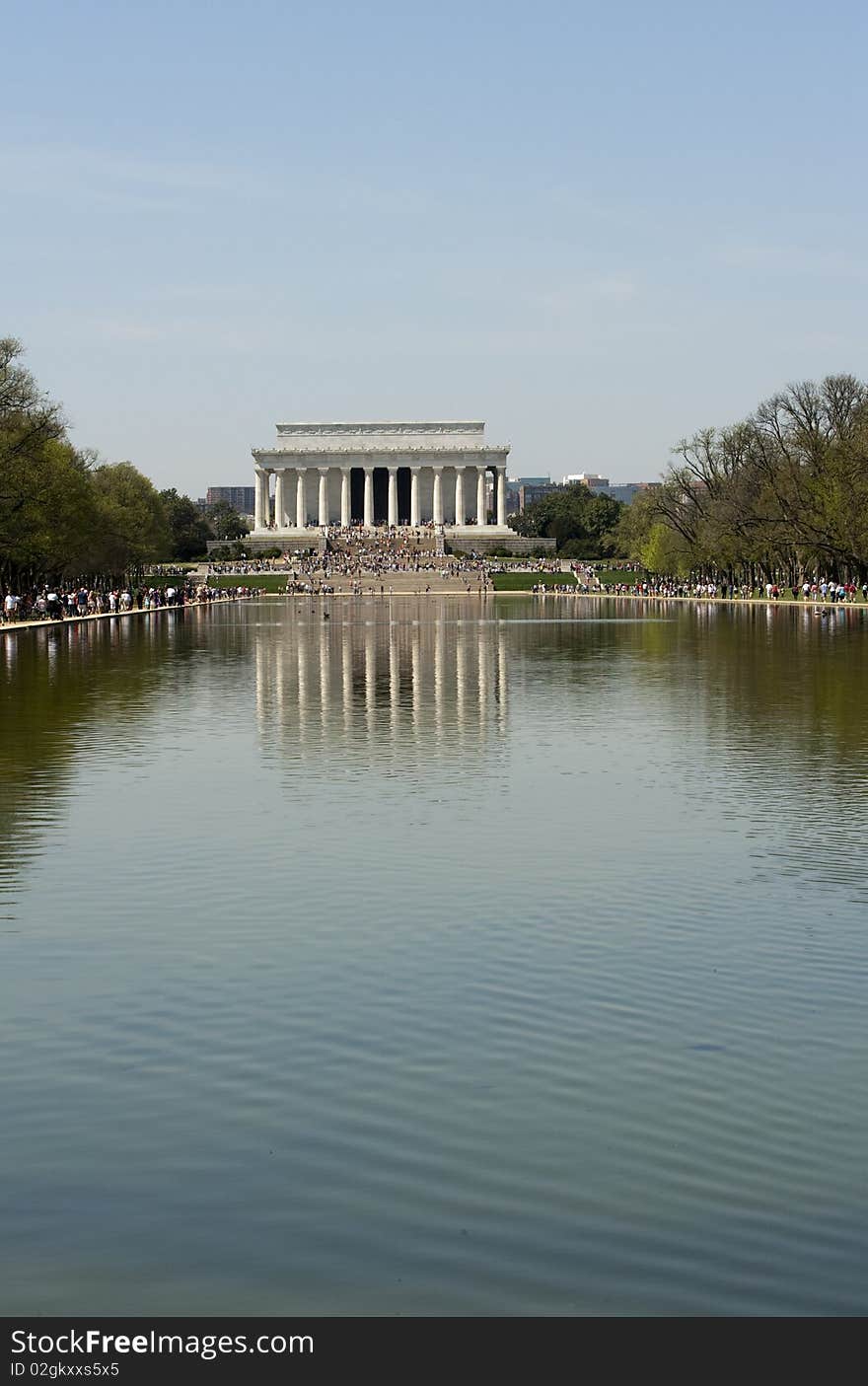 The Lincoln memorial and the reflecting pool. The Lincoln memorial and the reflecting pool