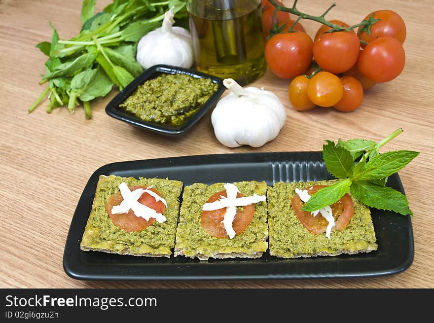 Pesto Canapes